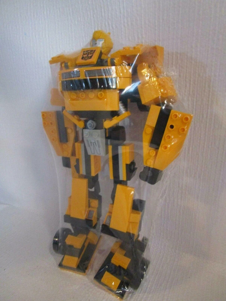 Transformers Kreo Kre-o Bumblebee 36421 Building Set Assembled Store Display NEW - Image 2 of 4