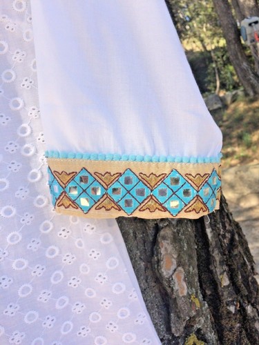 TUNIQUE HAUT Coton 100% SUBLIME decolleté STRASS INDOU FEMME été BLANC & BLEU - Picture 2 of 5