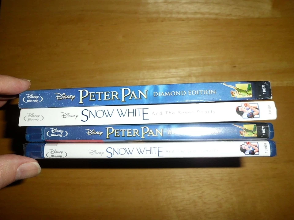 2 Disney Blu-ray Lot - Peter Pan AND Snow White and the Seven Dwarfs w/slipcover - Image 2 of 3