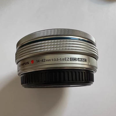 Olympus M.Zuiko 14-42mm f3.5-5.6 Digital ED EZ Lens Silver 【NEAR MINT】
