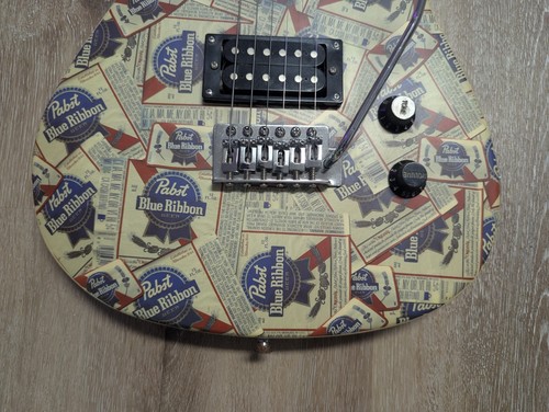 GUITARRA ELÉCTRICA PABST BLUE RIBBON BEER MAN CAVE MUSIC BAR PBR LEER DESCRIPCIÓN - Imagen 2 de 24