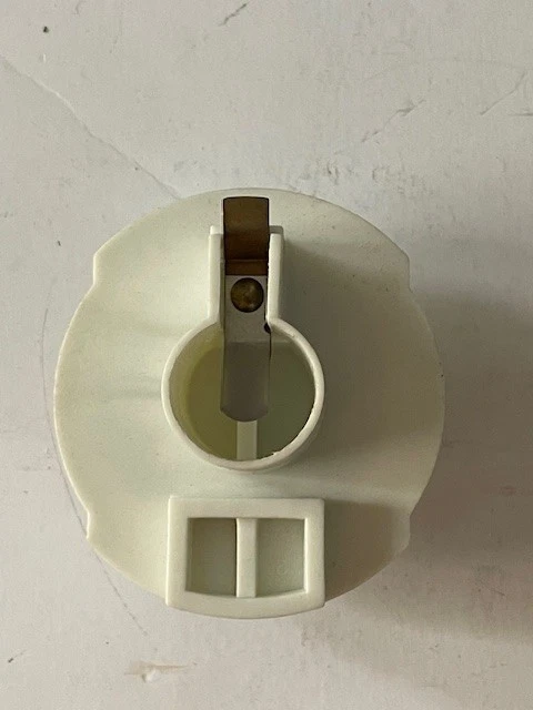 Volvo 240 Distributor Rotor by Intermotor  #48470    New Aftermarket - Image 3 of 4