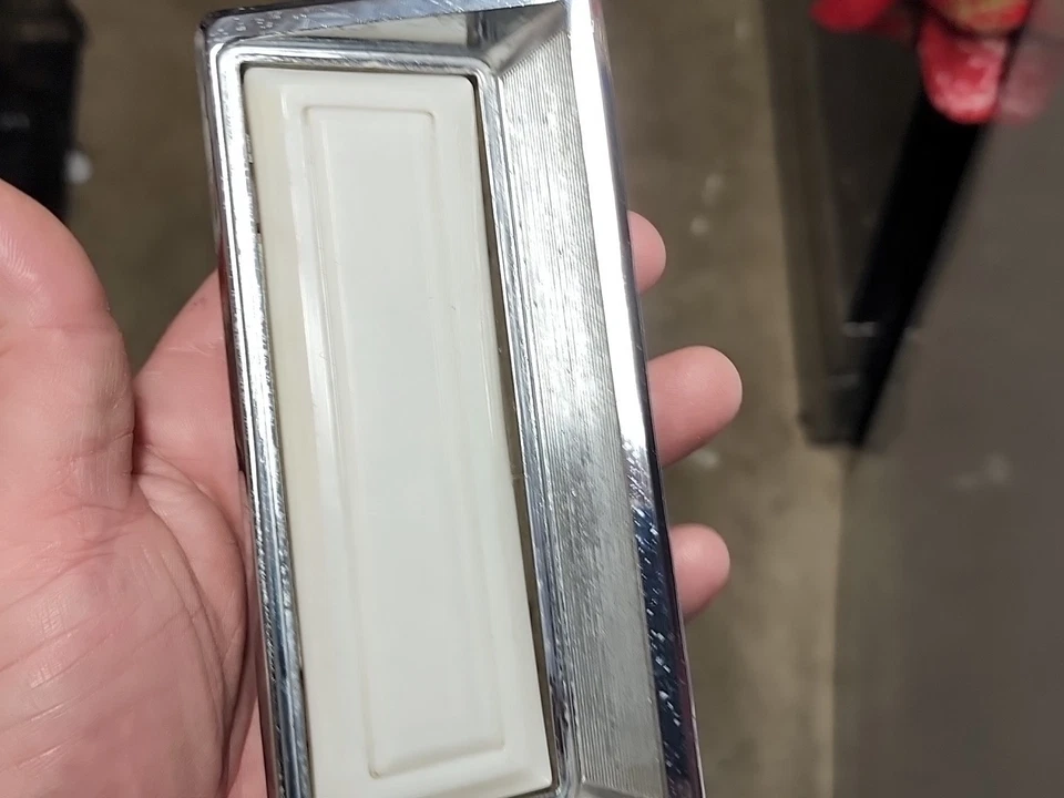 1971 1972 1973 Buick Riviera GS  Sail Panel Dome Light Housing OEM  W/ LENS NICE - Image 3 of 4