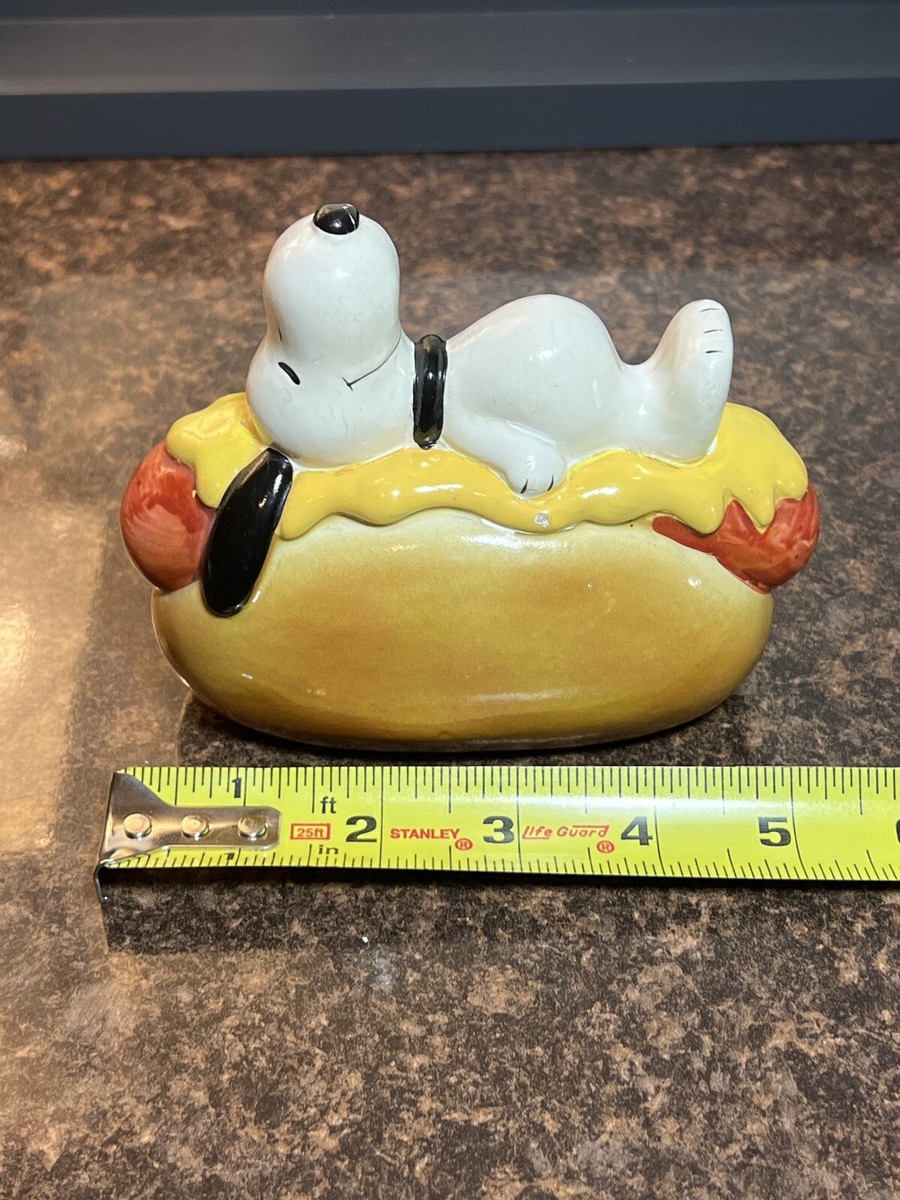 RARE Vintage Peanuts Snoopy Hot Dog Ceramic Coin Piggy Bank