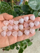 10pc Natural pink rose Mini Heart hand-carved quartz crystal reiki gift
