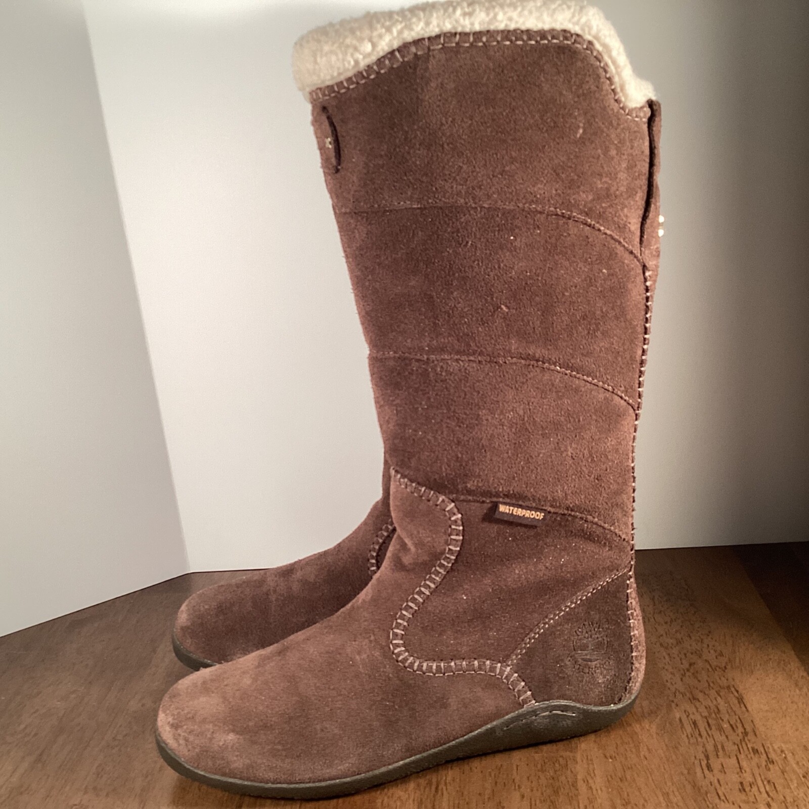 TIMBERLAND TALL WATERPROOF BROWN SUEDE BOOTS SHERPA LINED