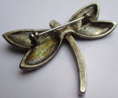 Broche Vintage Libellule Argentée Cristaux - Bijou Fantaisie Femme