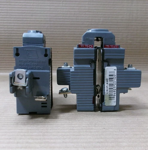 LOT OF 2 Pushmatic UBIP UBIP-230 2 Pole 30 Amp p230 Circuit Breaker with Shield