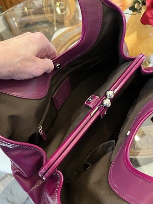 Coach “Ergo” Magenta Or Cranberry Leather Shoulder Bag Coach “Ergo” Magenta Or Cranberry Leather Shoulder Bag