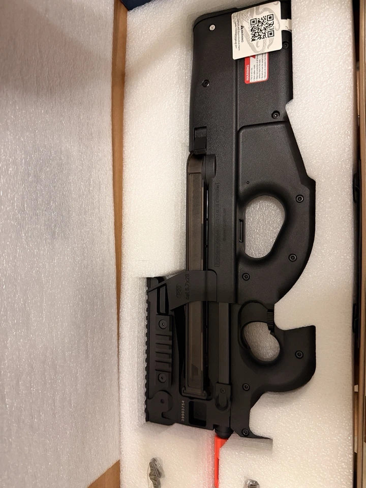 EMG/KRYTAC FN Herstal P90 Airsoft AEG Cybergun Licencia Negro Foto 3 de 4