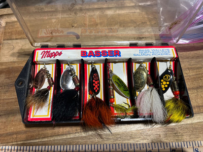 Vintage Mepps Basser fishing lure (27972)