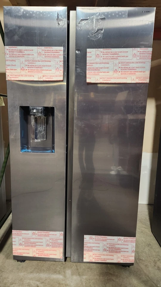 Samsung 27.4 cu. ft. Large Cap. Side by Side Refrigerator Black SS RS27T5200SG - Image 2 of 4