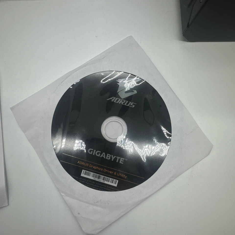 Gigabyte AORUS GTX 1080 Gaming Box External Graphics Card Thunderbolt 3 eGPU - Image 2 of 4