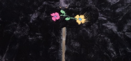 Vintage 70er Kunstfell Mantel mit Kapuze bestickt Blumen Pilz schwarz von North Bay - Bild 3 von 10