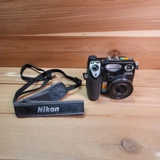 Nikon Coolpix Digital Camera 5MP Tested Working Nikon E5000 W/ Strap And Battery