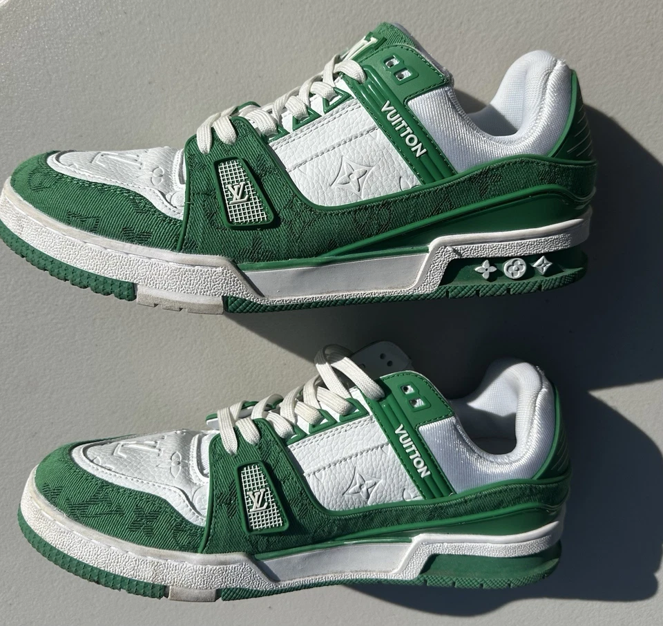 Zapatilla deportiva Louis Vuitton verde monograma denim talla 45 (aprox. EE. UU. 11,5-12) Foto 3 de 4