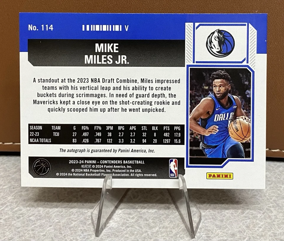 2023-24 Panini Contenders - Rookie Ticket #114 Mike Miles Jr. RC Auto Mavericks  - Image 2 of 2
