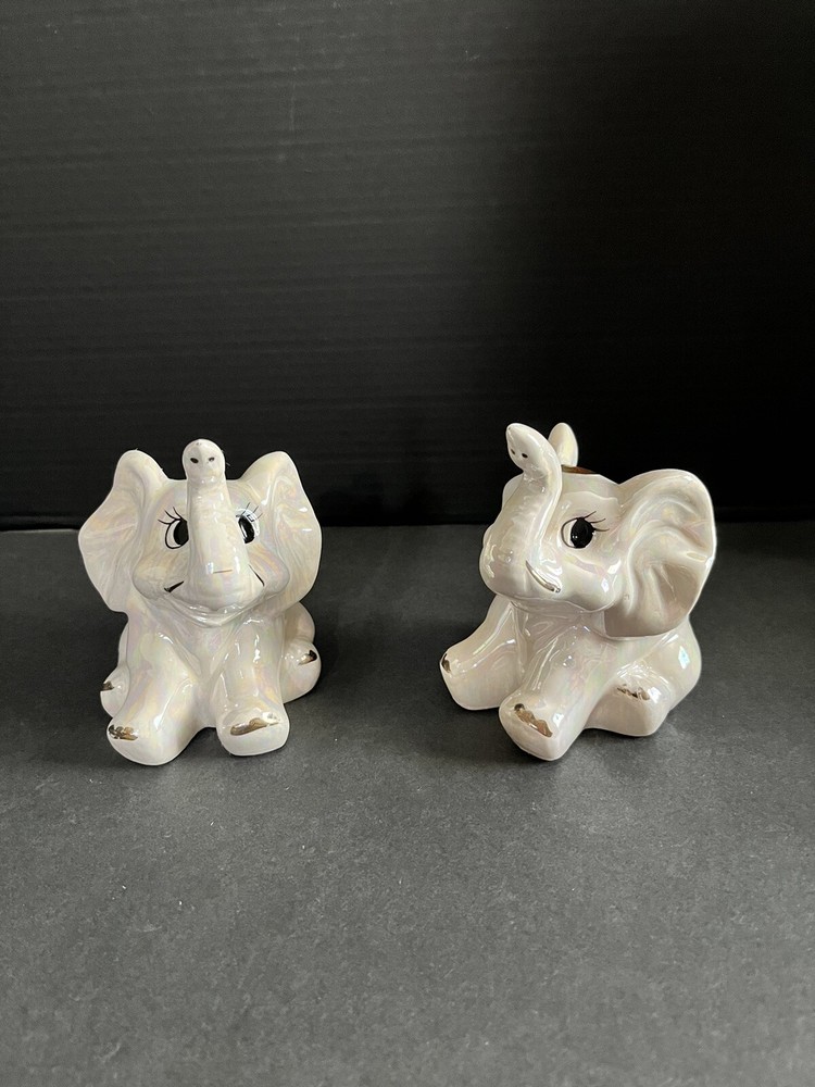 Ceramic Elephants raised Trunks Made In Taiwan Original Artmark