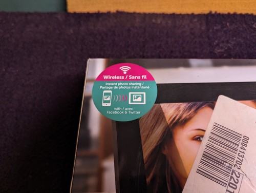 WiFi Digital Photo Frame 10” w/ Touchscreen Aluratek 8GB AWDMPF110F New Sealed - Picture 5 of 6