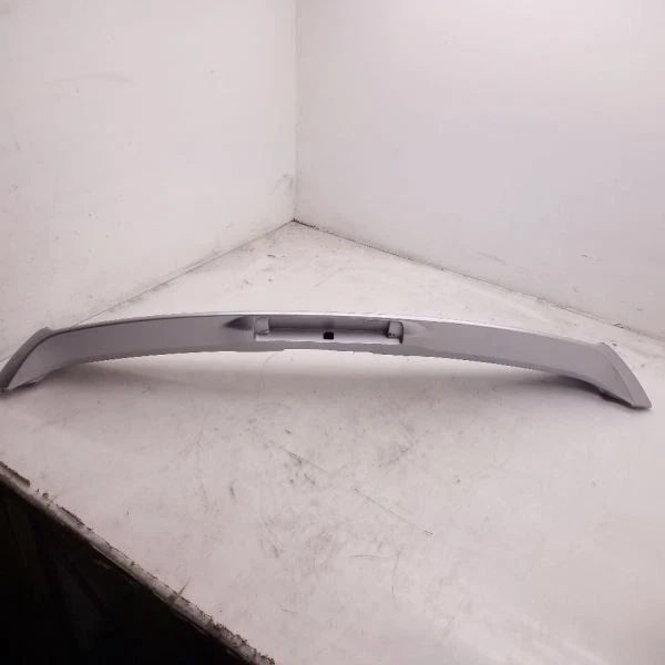 ALERÓN TRASERO TOYOTA PRIUS PLATEADO 12-17 Foto 2 de 4