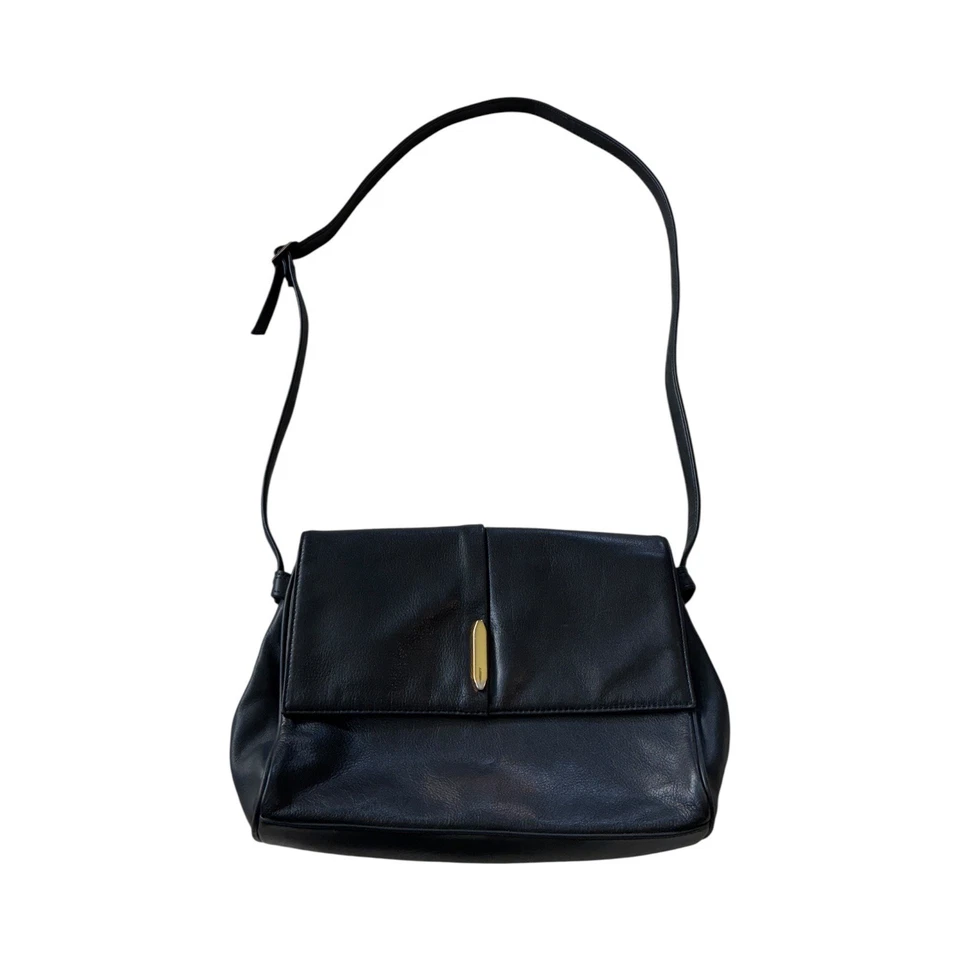 真皮黑色单肩包翻盖身体斜挎包带金色口音 — 第 4/4 张图片