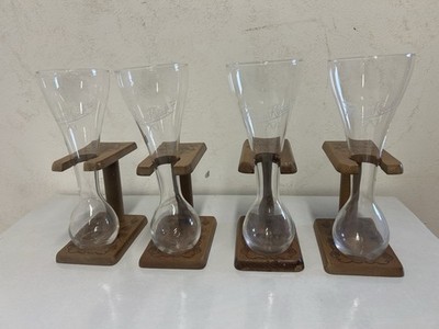 4 Kwak Pauwel Biergläser mit Holzständer 