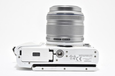 OLYMPUS PEN Lite E-PL6 White SC:1090 shots 14-42mm Lens JPN [Near