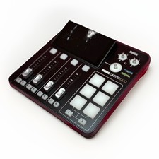 BROKEN SCREEN and Ports RodeCaster Duo Integrated Audio Production Studio Rode