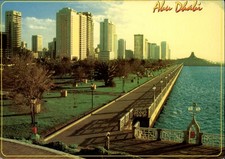 Abu Dhabi Corniche Abu Dhabi vintage postcard k720