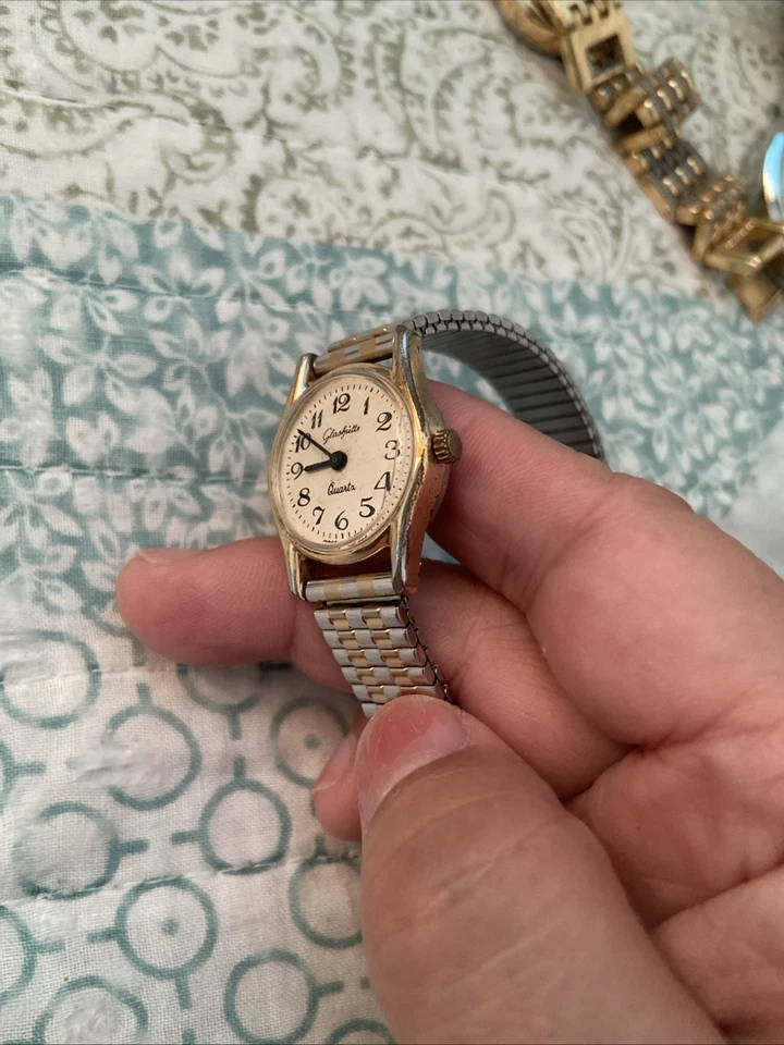 Vintage Glashütte Quartz Ladies Wristwatch – Two Tone Band  - Image 3 of 4