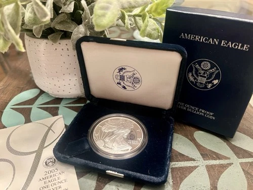 U.S. Mint American Eagle 2005 Fine Silver Dollar Proof Coin w/ Box & COA