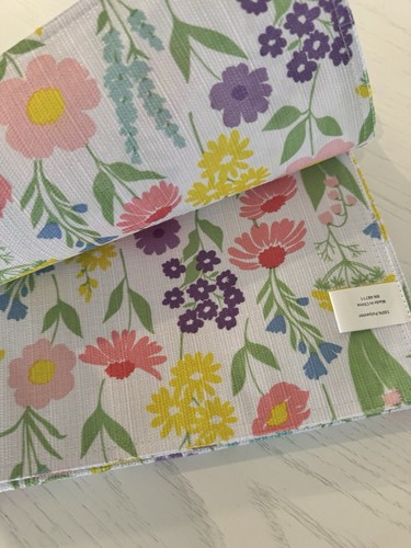 NWT Easter Spring Table Runner Home Decor 13x72 Floral Multi Color Pastel New - Picture 4 of 6