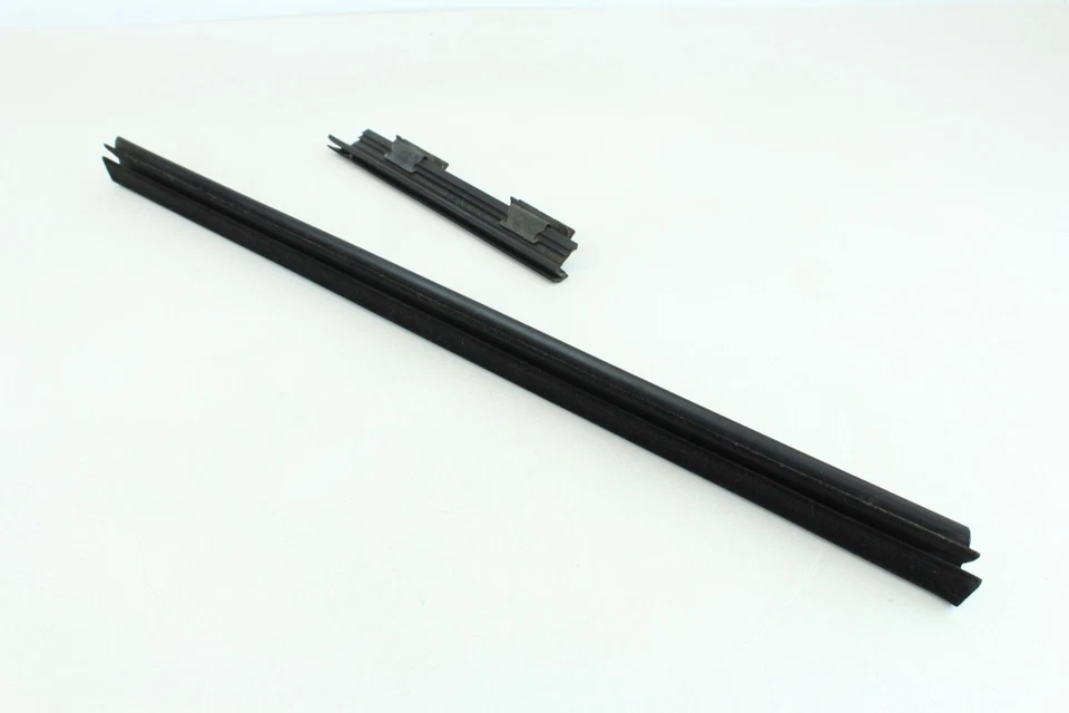 08-14 Mercedes Benz C300 destro traseiro direito janela interna vedação tira meteorológica fabricante de equipamento original - Imagem 4 de 4