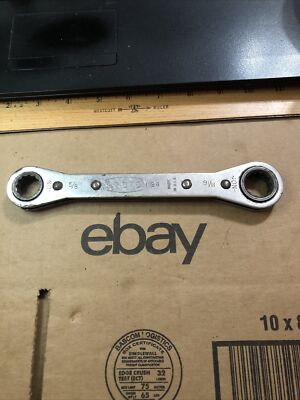 5/8'' x 11/16  Proto flat ratcheting box end wrench 12 point 1194