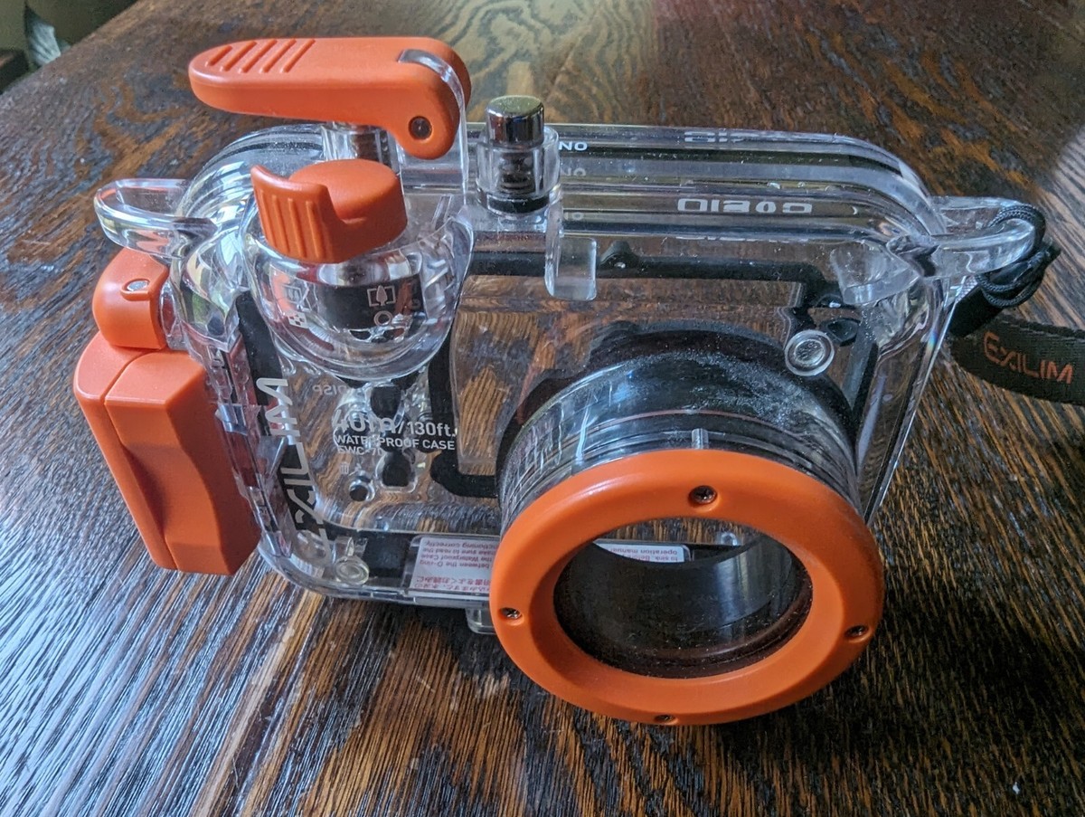 Casio Exilim EWC-70 Underwater Case for EX-S600 EX-S500