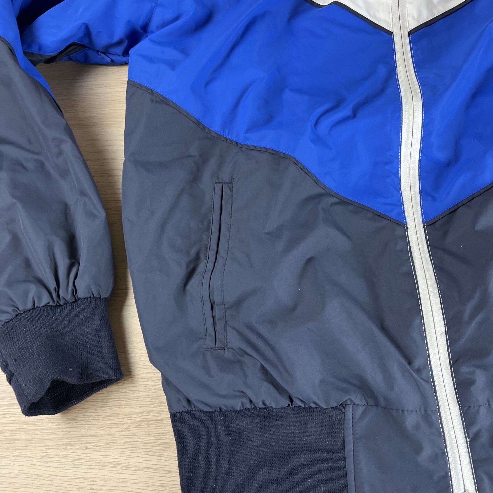 Medium Element Jacket WIndbreaker White & Blue Fu… - image 6