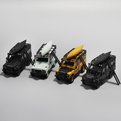 Miniature Land Rover Defender 110 1:64 - Master - Gulf Racing - Gris 2024