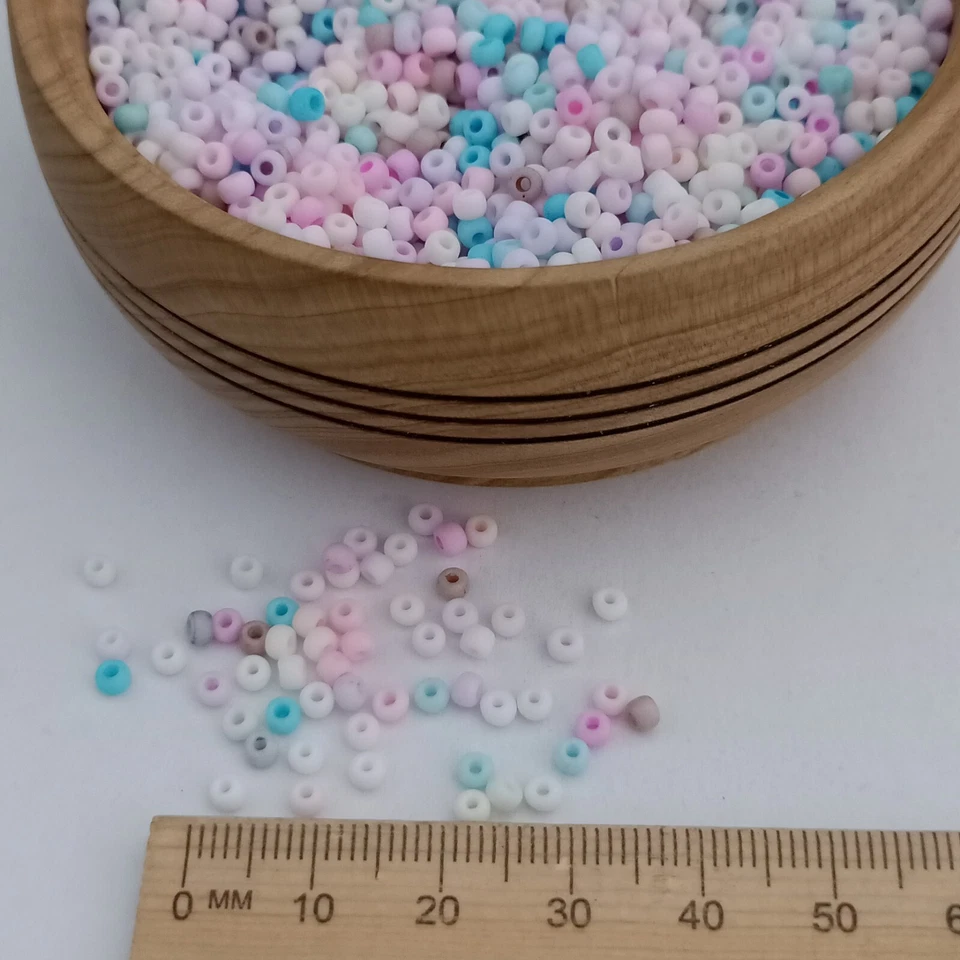 400pcs tiny 3mm Mixed Candy Matte Glass Seed Beads AUS Free Postage AJH-C - Image 2 of 3
