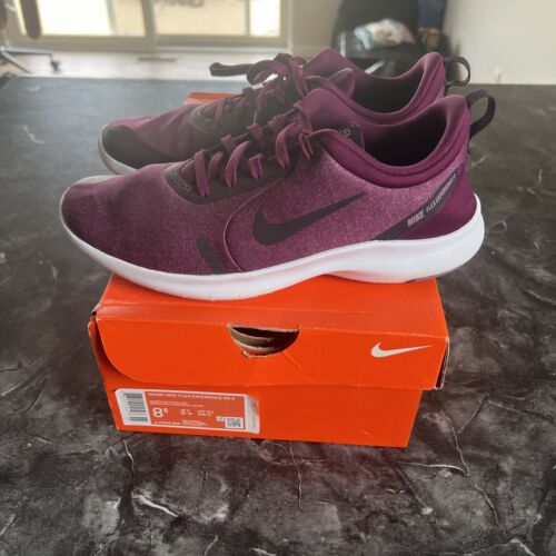 Nike Flex 2020 Burgundy Comfort Running Shoes Women’s Size US 8.5 - Picture 1 of 7