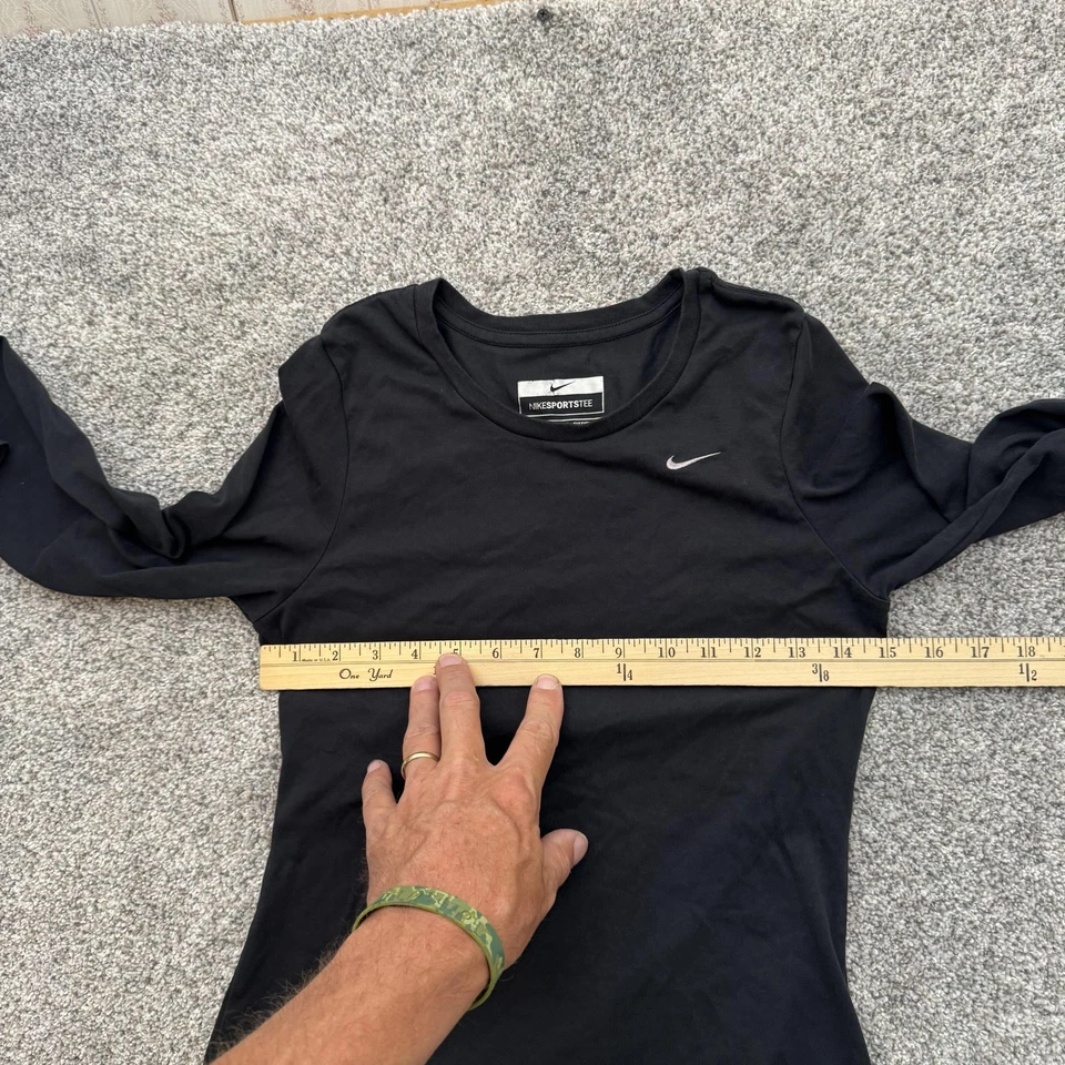 Camisa Nike Mujer Pequeña Negra Manga Larga Dri-FIT Camiseta Rendimiento Atlético Foto 3 de 4