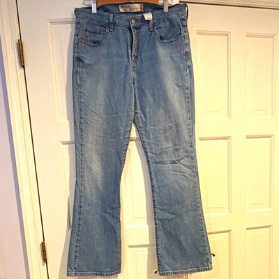 Levi's Women's 515 Bootcut Jeans Blue Light Wash Stretch 5-Pocket Size 12