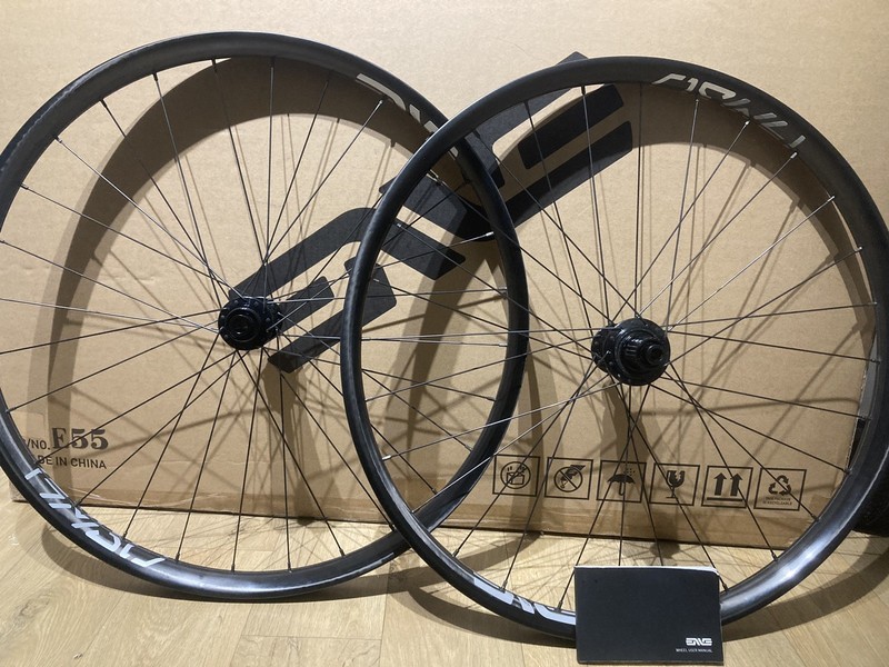 Enve AM30 Carbon Mountain Bike Wheelset, Boost, 27.5, Industry Nine 1:1 Hub
