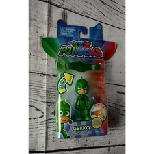 PJ Masks Light Up Gekko Figure with Amulet Wristband NEW Age 3+