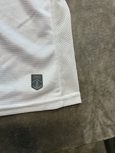Umbro Paolo Guerrero Soccer Jersey Men's white 9 Peru National small - Picture 2 of 9
