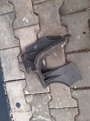 VW T5 Multivan Verkleidung Antriebswelle Gelenkwelle Abdeckung 7H5863200 rechts