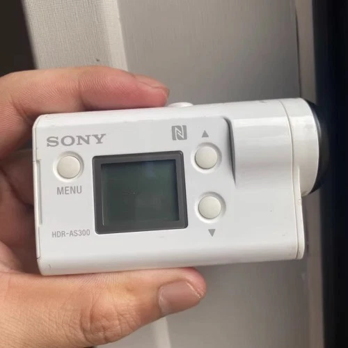 Sony HDR-AS300 Digital HD Video Cámara Grabadora Cámara de Acción Blanca 90% Nueva s7 Foto 2 de 4