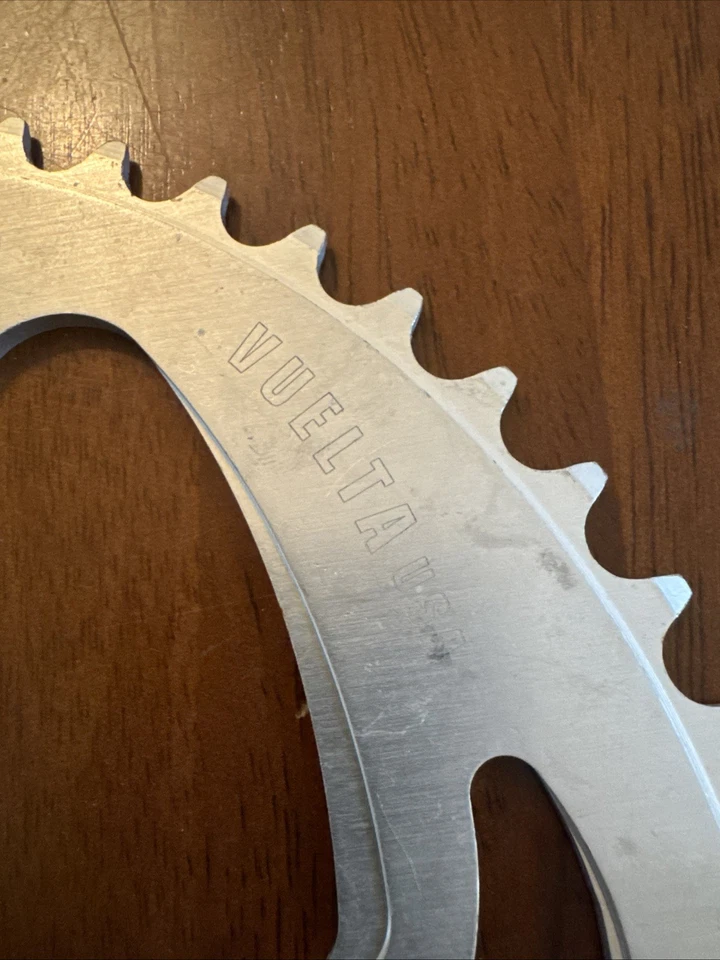 Передняя звездочка Vuelta USA — 53 зуба — 130 BCD — 5 болтов — серебристый сплав — б/у - Изображение 2 из 4