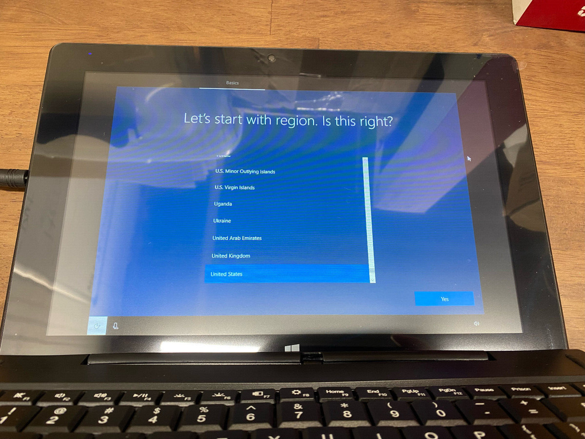 Packard Bell Cloudbook N1000, 10.1