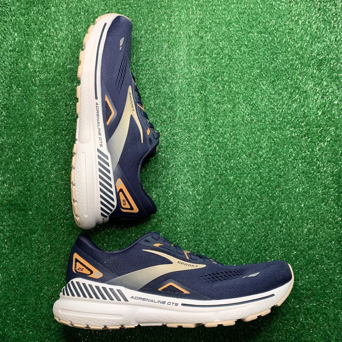 Brooks Adrenaline GTS 23 Women s Size 8.5 Running Shoes Peacoat