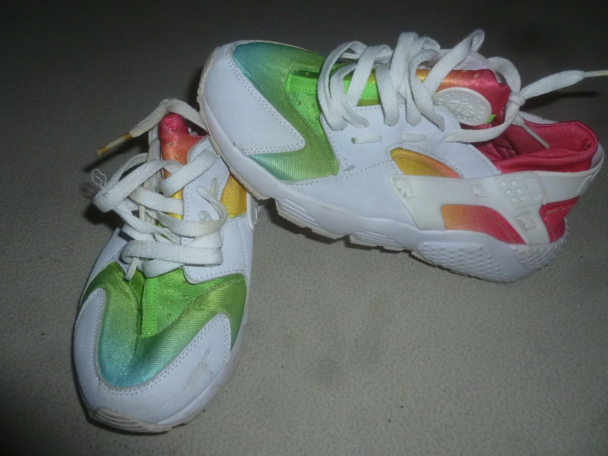 NIKE AIR HUARACHE RUN SHOES 318429-001 WOMENS WHITE GREEN PINK
